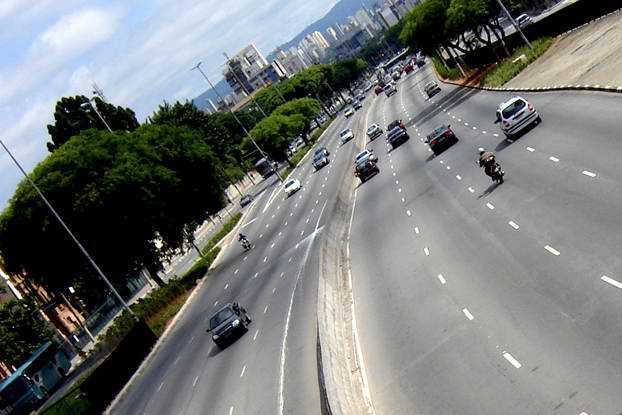 Prefeitura de São Paulo incentiva o uso privado de veículos elétricos